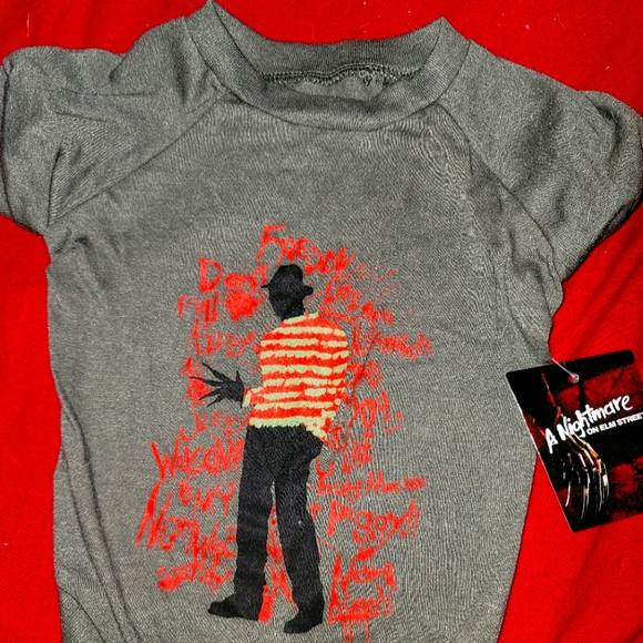 Nightmare On Elm Street Tshirt NWT Dog Outfit Size Medium